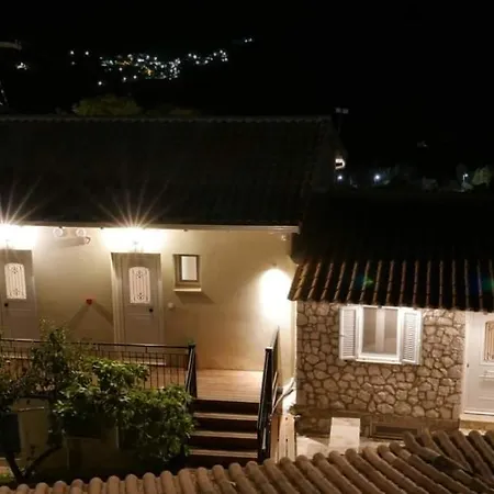 아파트 Fox Tale *