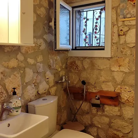 Fox Tale Apartament Fternon